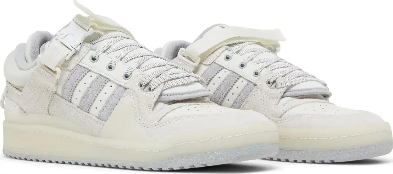 BAD BUNNY × ADIDAS FORUM BUCKLE LOW Adidas Kids x Bad Bunny Forum Buckle Low 