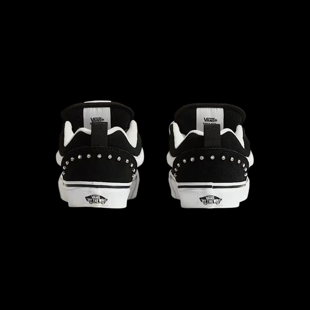 Vans Knu Skool Shoe Black | Hype Fly India