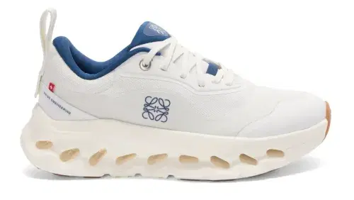 LOEWE CLOUDTILT on スニーカー 40 ホワイト On Running x Loewe Cloudtilt 