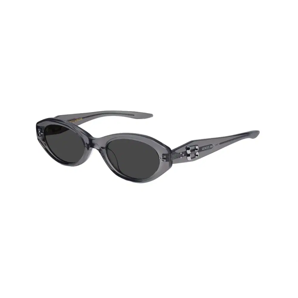 Gentle Monster Vamp GC12 Grey Lenses | Grey Translucent Frame