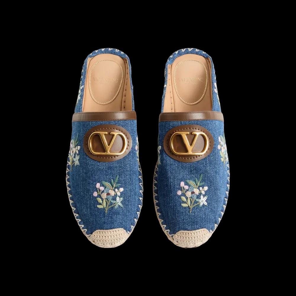 Valentino VLogo Signature Mule In Denim With Floral Embroidery 25mm Denim - HypeFly India View 2