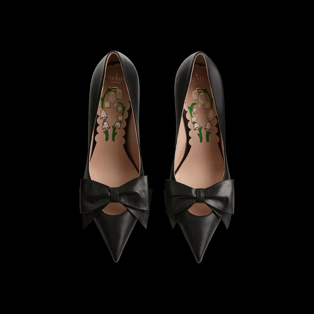 Valentino Bowow Pump In Kidskin 100mm Black - HypeFly India View 2