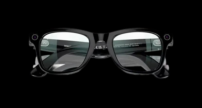 Ray Ban Meta Smart Glasses - Wayfarer Shiny Black Clear Lenses - HypeFly India View 8