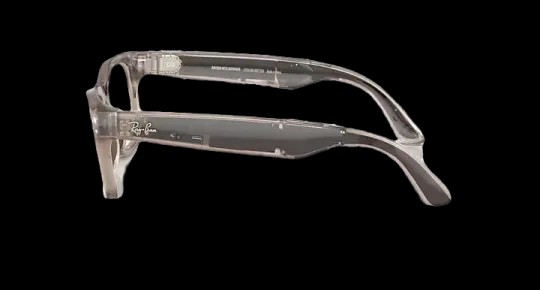 Ray Ban Meta Smart Glasses - Wayfarer Shiny Warm Stone Lenses- Clear/Watermelon Red Transitions - HypeFly India View 3