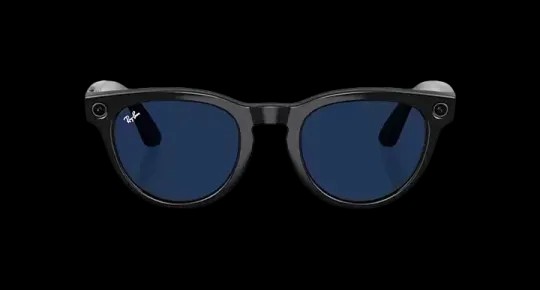 Ray-Ban Meta Low Bridge Fit Headliner 'Shiny Black' Lenses -  Clear/Sapphire Transitions - HypeFly India View 4
