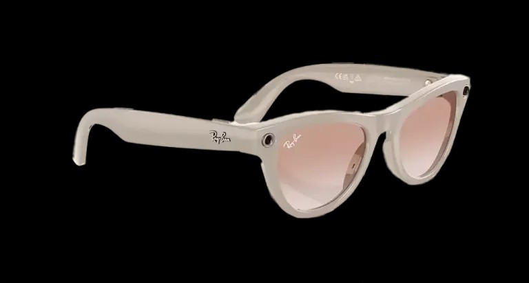 Ray Ban Meta Skyler 'Shiny Chalky Gray' Lenses- Cinnamon Pink - HypeFly India View 8