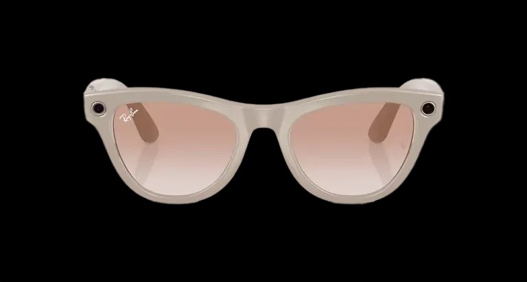 Ray Ban Meta Skyler 'Shiny Chalky Gray' Lenses- Cinnamon Pink - HypeFly India View 3