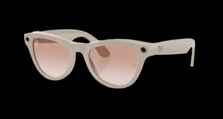 Ray Ban Meta Skyler 'Shiny Chalky Gray' Lenses- Cinnamon Pink - HypeFly India View 2