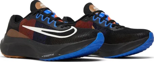 Hola Lou x Zoom Fly 5 'A.I.R.' - HypeFly India View 2