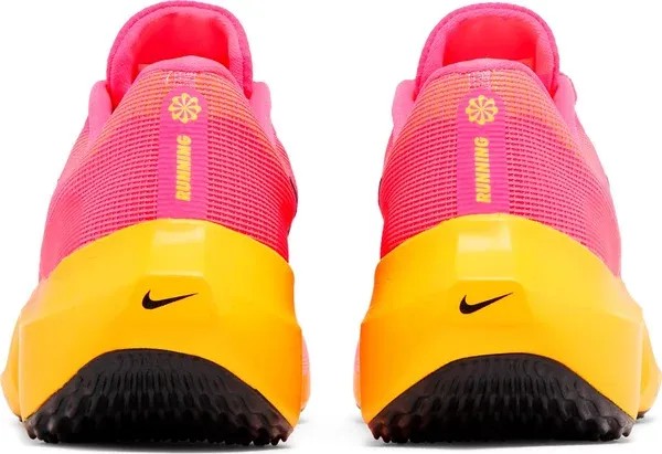 Zoom Fly 5 'Hyper Pink' - HypeFly India View 3