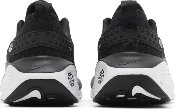 ReactX Infinity Run 4 'Black White' - HypeFly India View 3