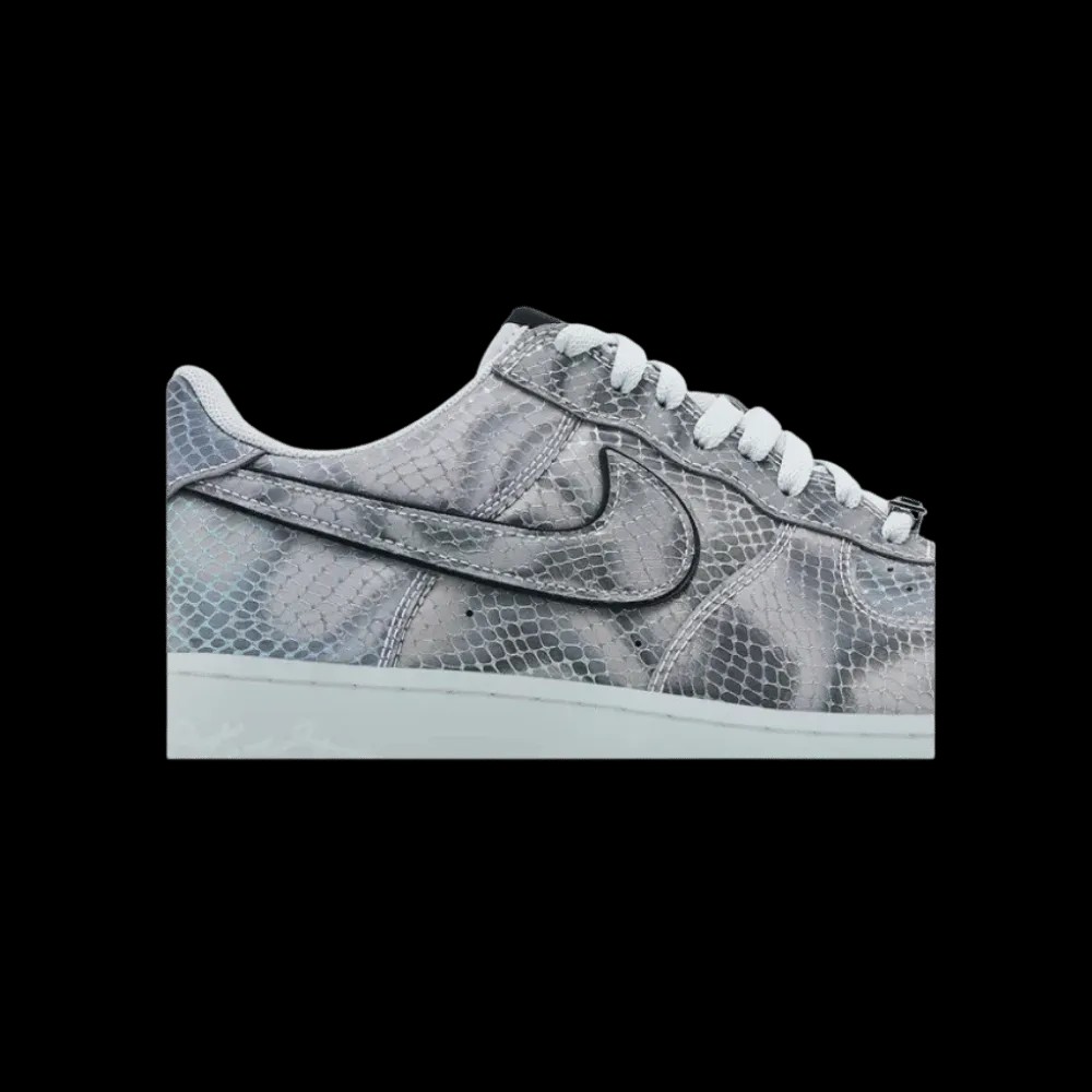 Kobe Bryant x Nike Air Force 1 Low 'Lenticular' - HypeFly India View 4