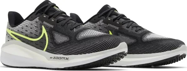 Vomero 17 'Black Volt' - HypeFly India View 2