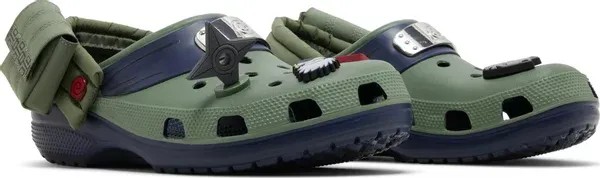 Crocs Classic Clog 'Kakashi' x Naruto Shippuden - HypeFly India View 2