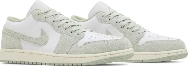 Air Jordan 1 Low SE 'Seafoam' - HypeFly India View 3