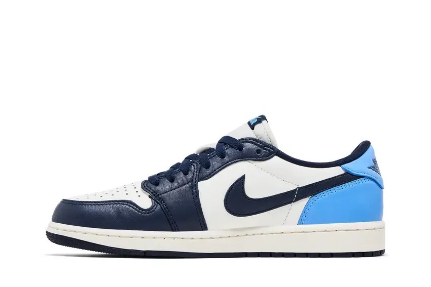 Air Jordan 1 Retro Low OG 'Obsidian UNC' - HypeFly India View 2