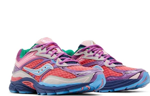 Saucony ProGrid Omni 9 Jae Tips To Do List Pink - HypeFly India View 3
