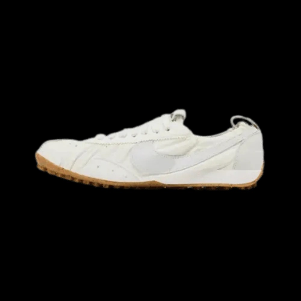 Jacquemus x Wmns Nike Moon Shoe SP 'Soft Pearl' - HypeFly India View 2