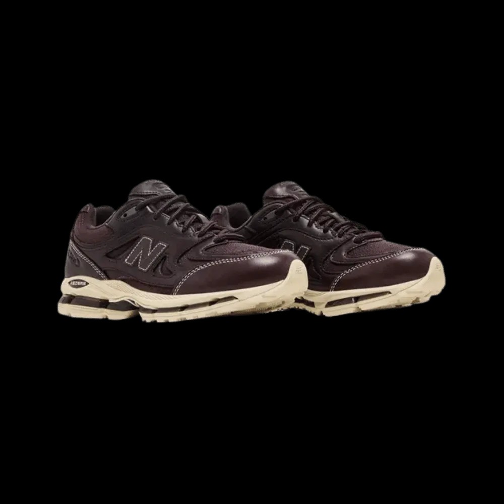 Kith x New Balance 2011 'Bark' - HypeFly India View 4