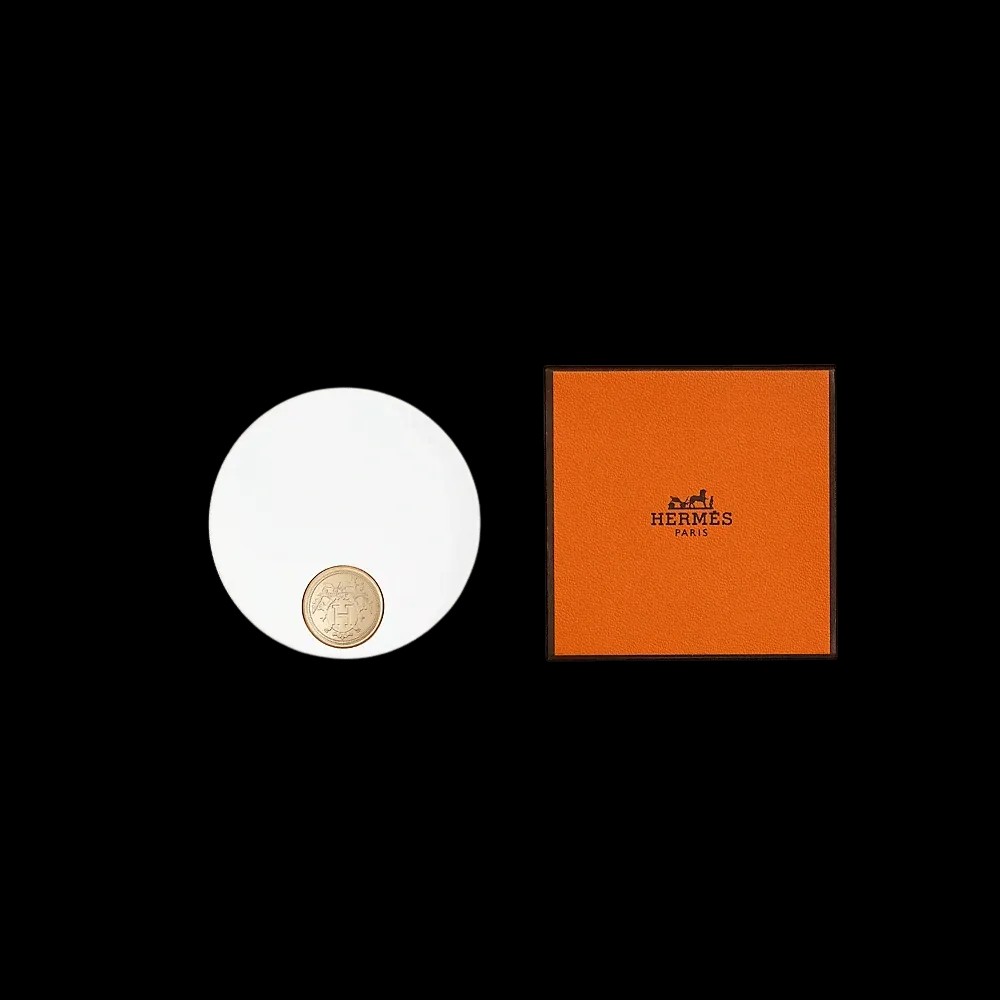 Hermès Plein Air Radiant glow Powder - 02 Mirage - HypeFly India View 2
