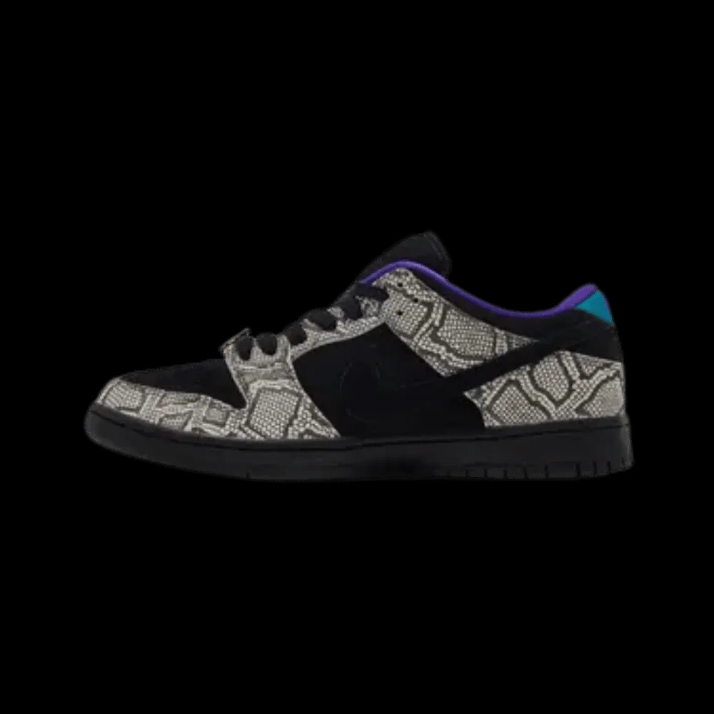 Dashawn Jordan x Nike Dunk Low SB 'Copperhead' - HypeFly India View 4