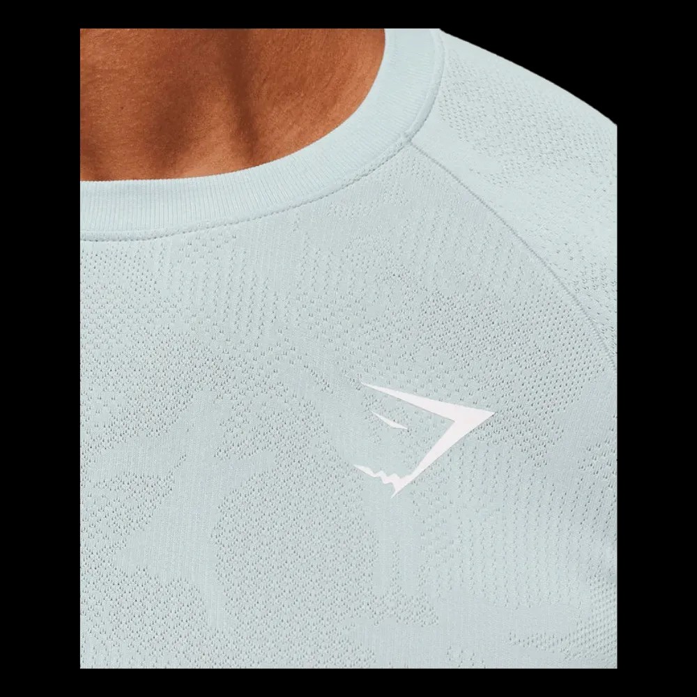 Gymshark Geo Seamless Long Sleeve T-Shirt Smoke Blue - HypeFly India View 5