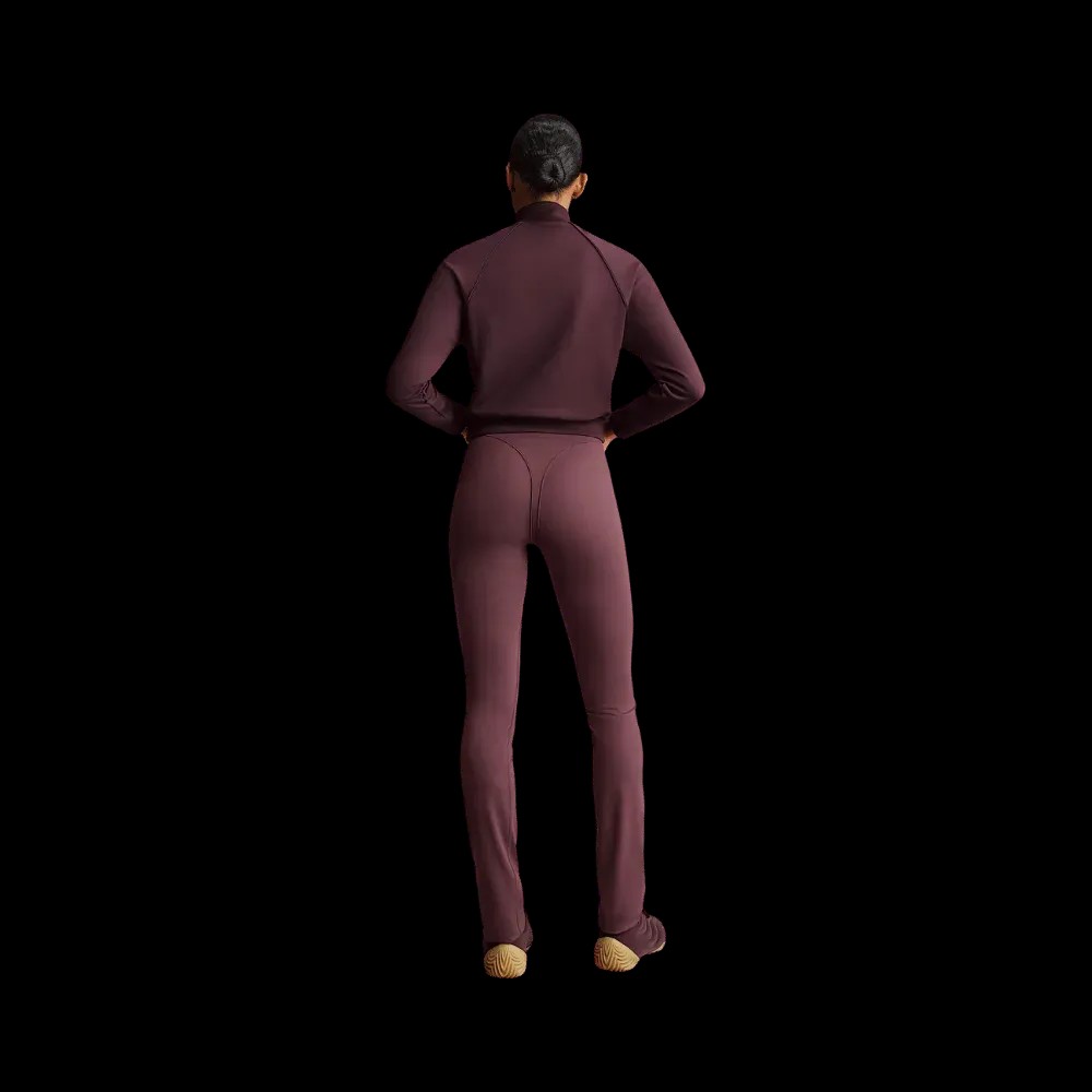 Nike X Skims Matte Women's High-Waisted V-Panel Straight Leggings CURRANT - HypeFly India View 5