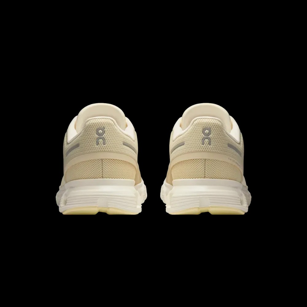 On Running Cloud 6 Castor Ivory - HypeFly India View 4