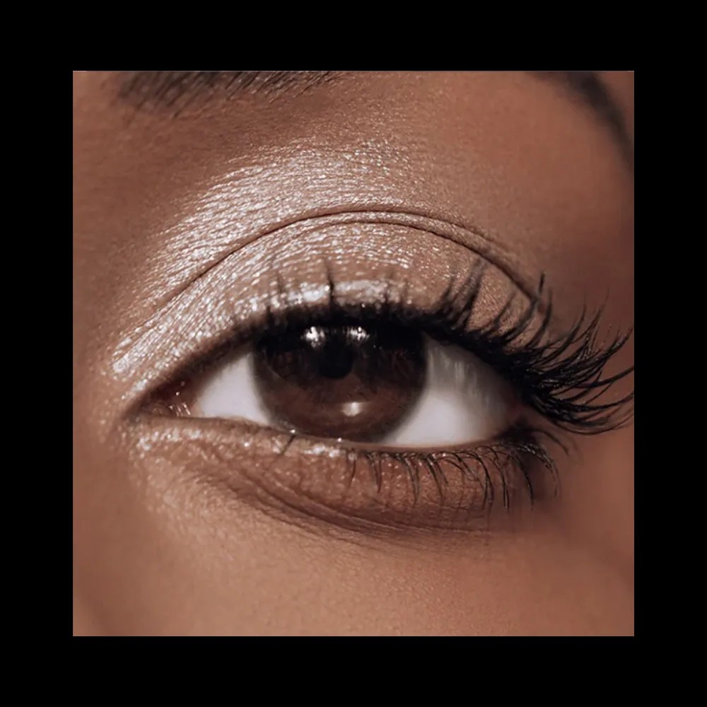 Victoria Beckham Beauty Lid Lustre "Midnight" - HypeFly India View 2