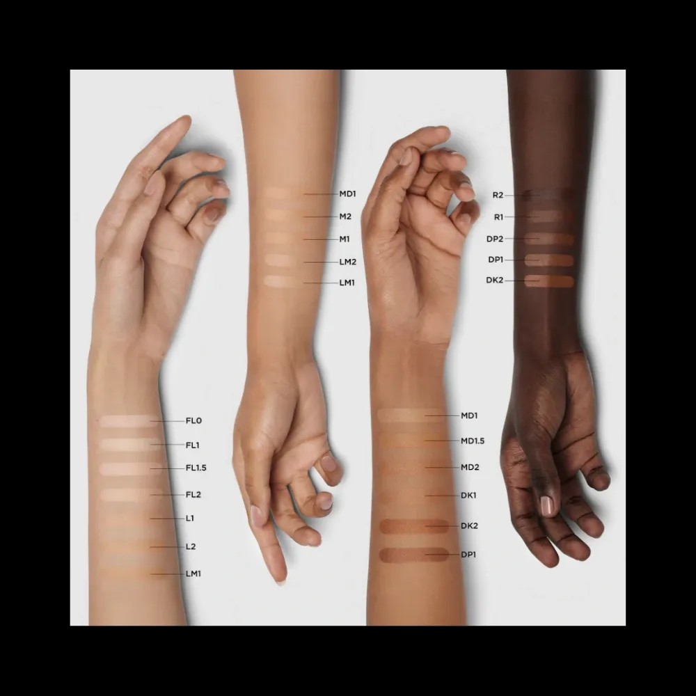 Victoria Beckham Beauty The Concealer Pen with TFC8 "FL1" - HypeFly India View 2