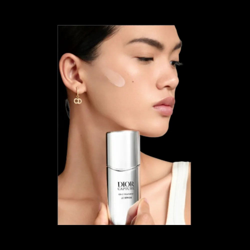 Dior Capture Le Sérum Face And Neck Serum - HypeFly India View 3