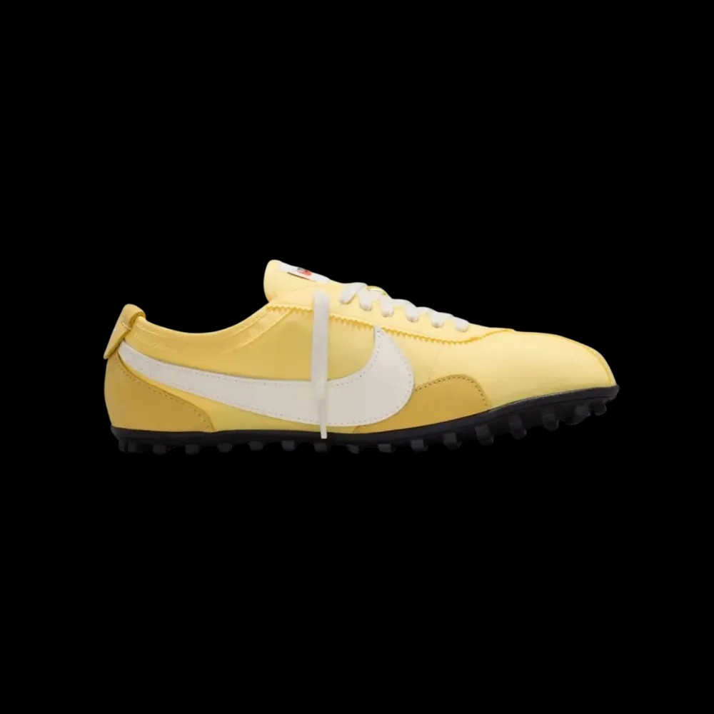 Nike Moon OG 'Soft Yellow' - HypeFly India View 1