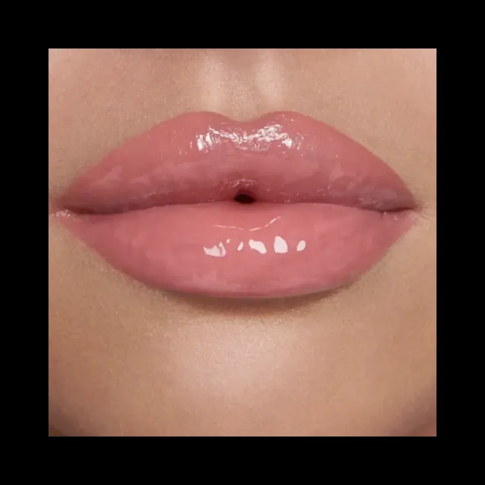 Charlotte Tilbury Gloss & Lipstick Duo Icon Baby - HypeFly India View 2