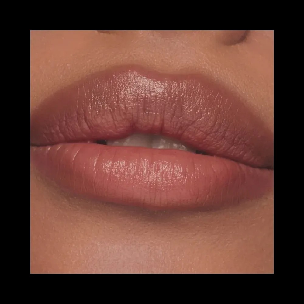 Charlotte Tilbury Pillow Talk Blush Balm Lip Tint 90s Kiss - HypeFly India View 5