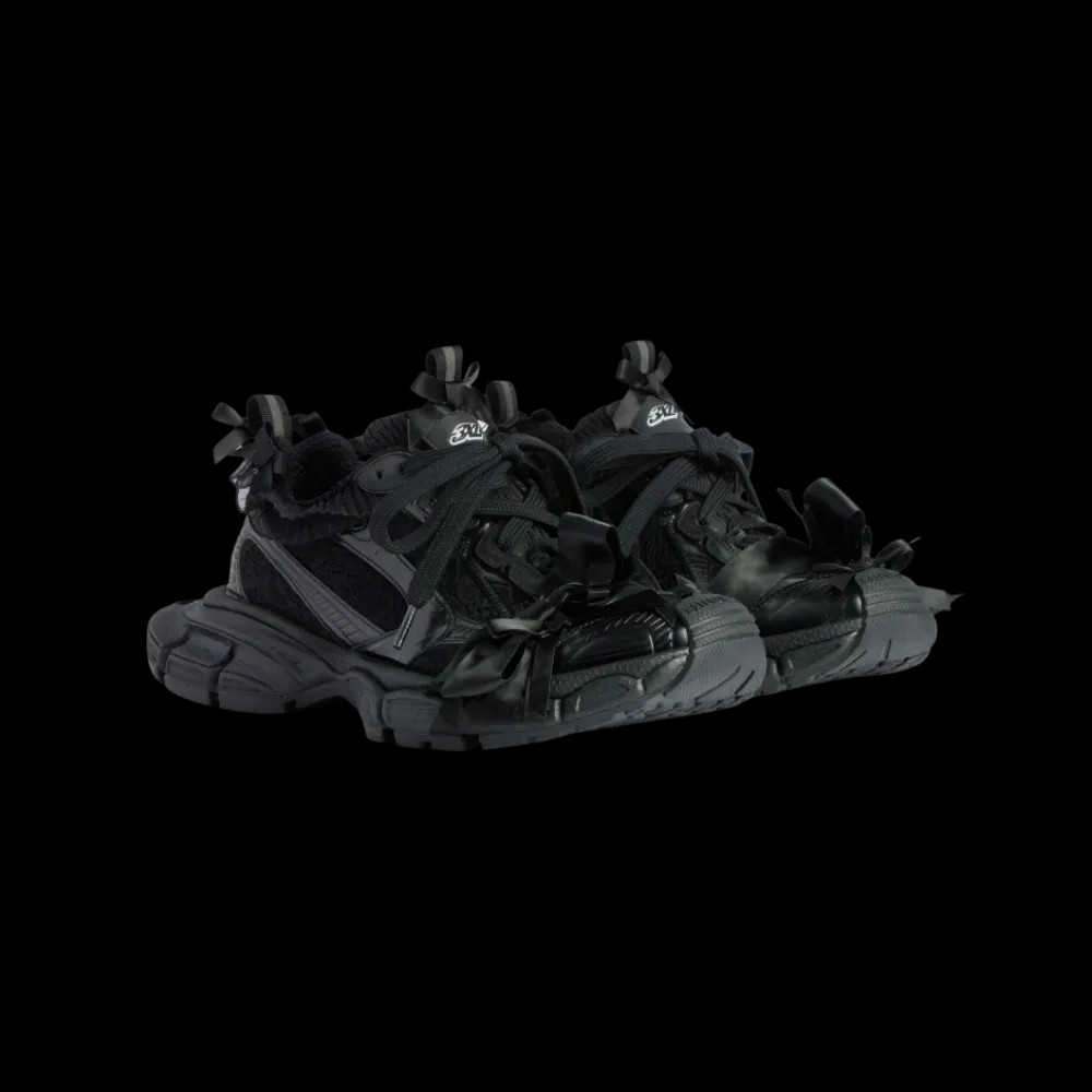 Balenciaga 3XL Lace Sneaker In Black - HypeFly India View 5