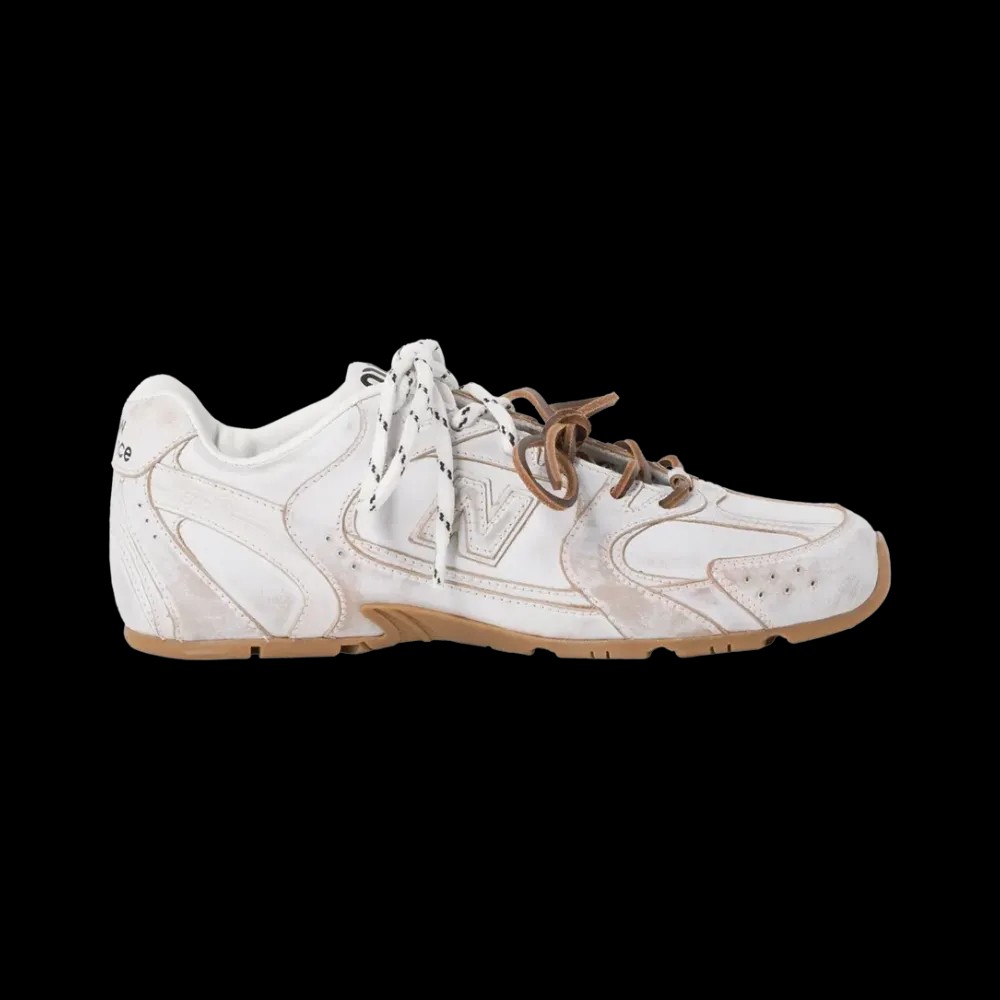New Balance x Miu Miu 530 SL 'White Gum' - HypeFly India View 1