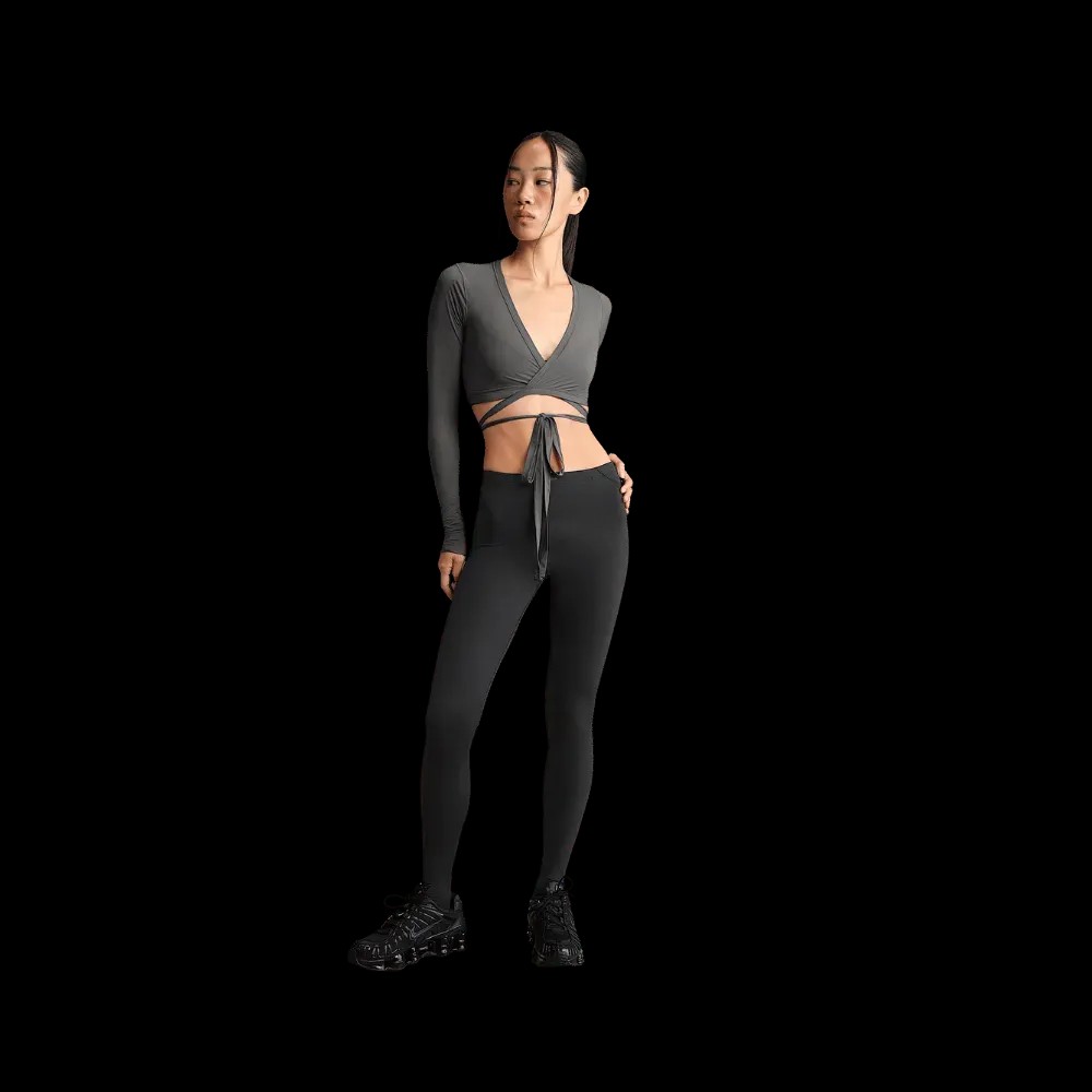 Nike X Skims Women's High-Waisted Footsie Grip Leggings Obsidian - HypeFly India View 4