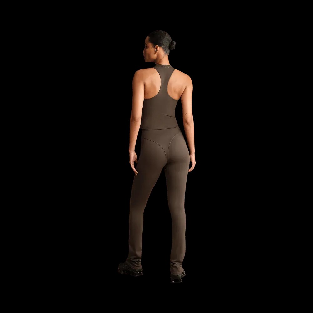 Nike X Skims Matte Women's High-Waisted V-Panel Straight Leggings DARK SEPIA - HypeFly India View 3