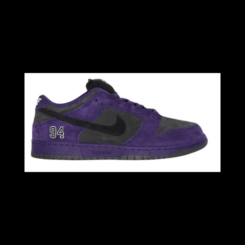 Nike Supreme x Dunk Low SB 'Ink' - HypeFly India View 1