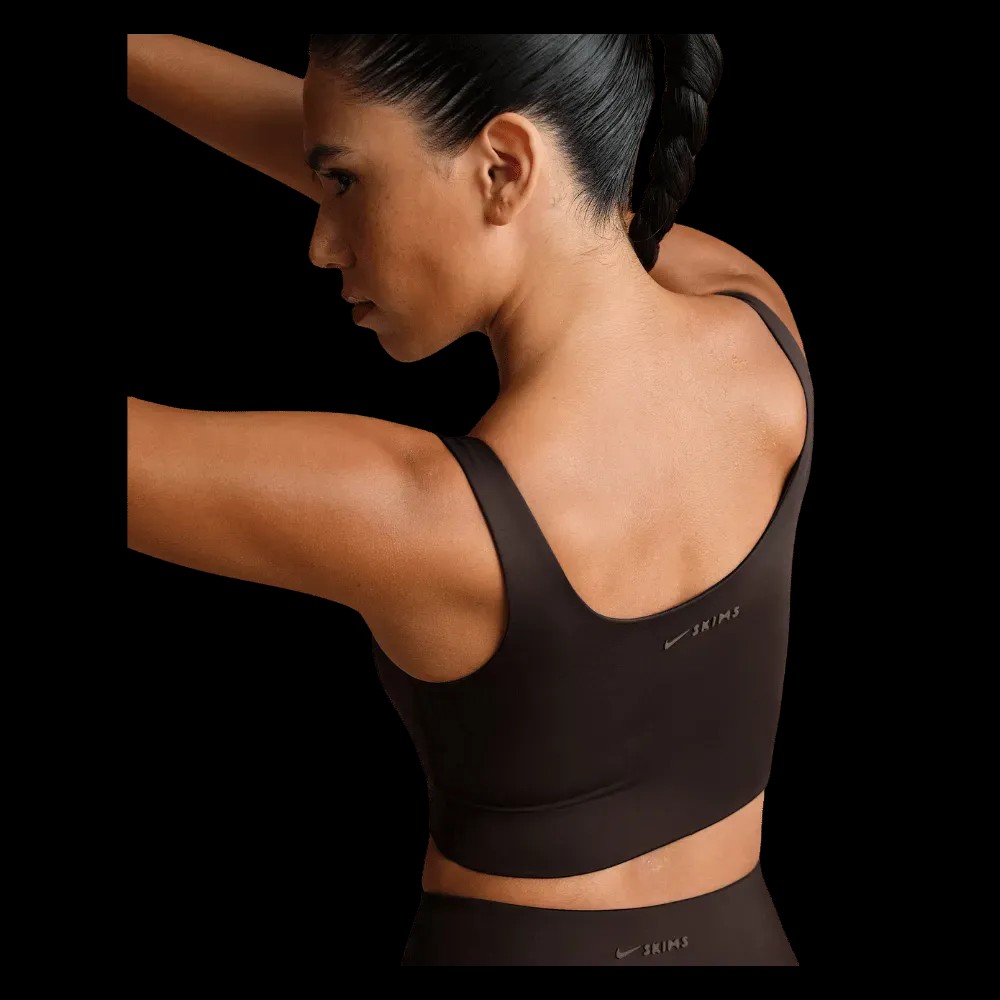 Nike x Skims Shine Women's Scoop-Neck Bra Top Phoenix - HypeFly India View 4