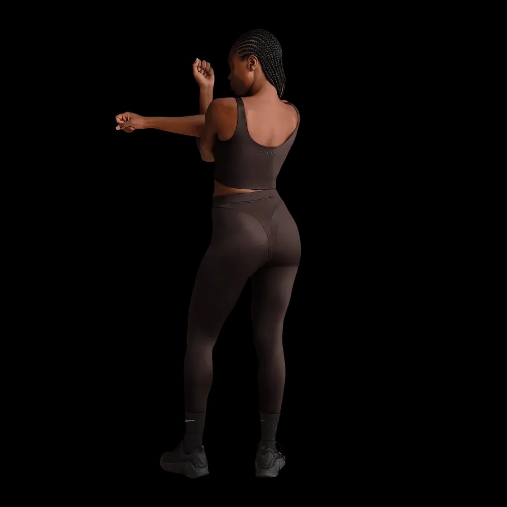 Nike x Skims Shine Women's High-Waisted V-Panel 26" Leggings Phoenix - HypeFly India View 4