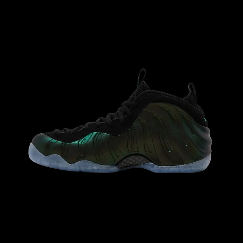 Nike Air Foamposite Pro 'Pine Green' 2025 - HypeFly India View 3