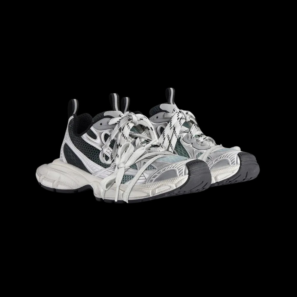 Balenciaga 3XL Gradient Sneaker in Black - HypeFly India View 5