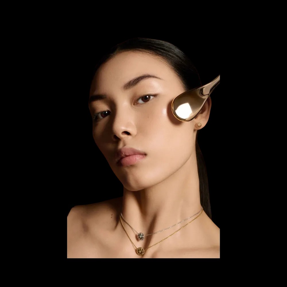 Dior Prestige Le Pétale Triple Rollers - HypeFly India View 2