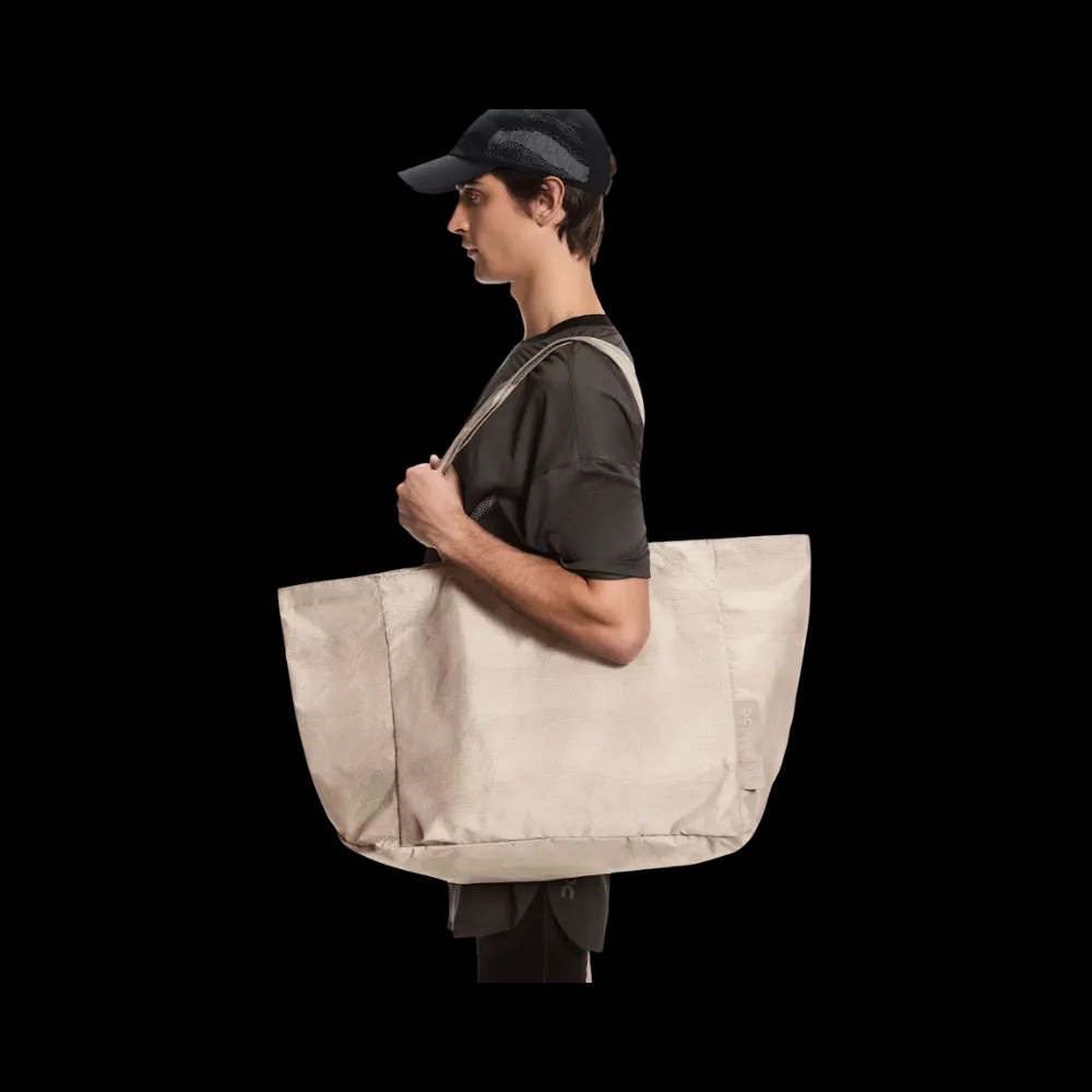 On Cargo Pack Erewhon - HypeFly India View 2