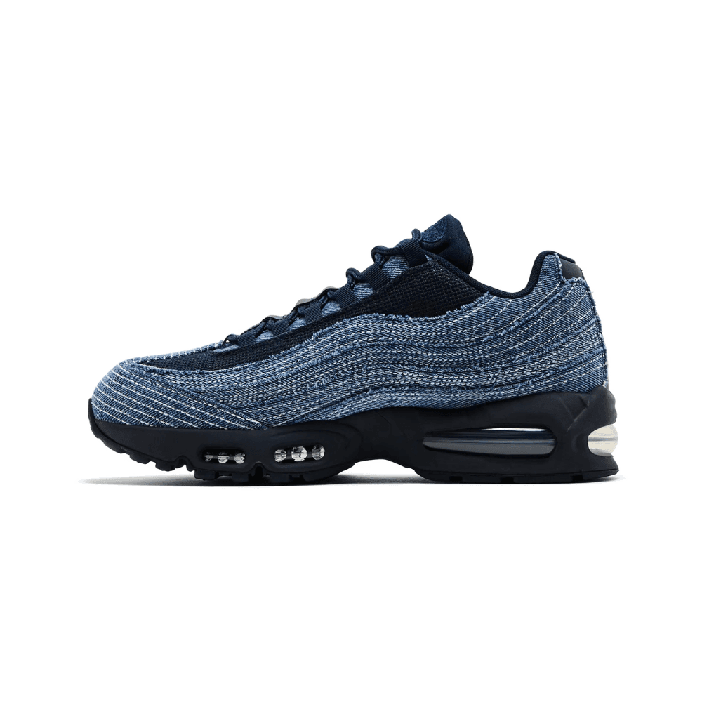 Levi's x Air Max 95 OG 'Obsidian' - HypeFly India View 2