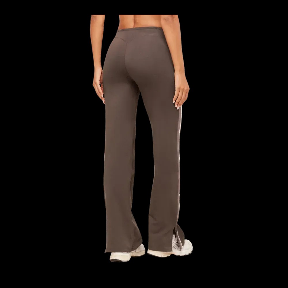 Gymshark Piping Wide Leg Pant Walnut Brown - HypeFly India View 2