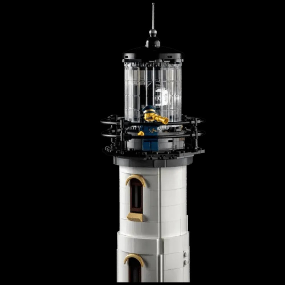 Lego Architecture Motorized Lighthouse - HypeFly India View 2