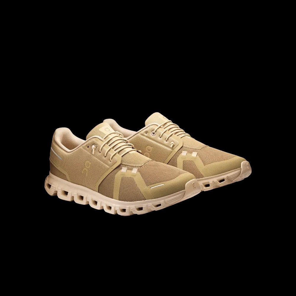 On Running Cloud 6 Chai Sand - HypeFly India View 4