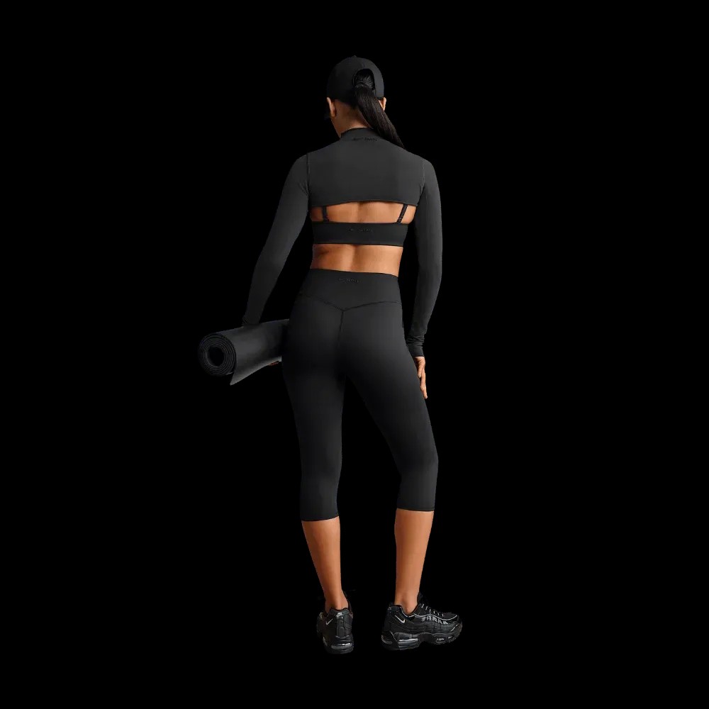 Nike X Skims Matte Women's Micro-Scoop Bra Obsidian - HypeFly India View 2